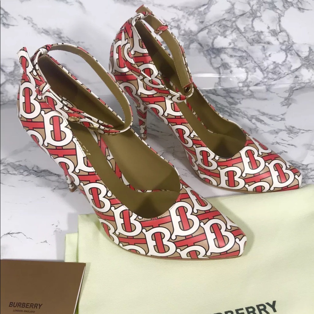 Nwt Burberry Ankle Strap Leather Sz Eu39 $790.